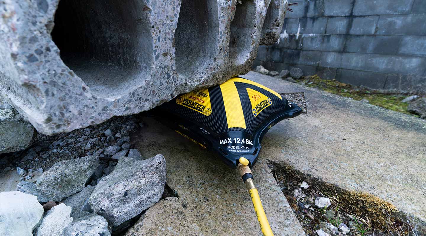 Paratech Hebekissen KPI-22 Wartung Instandhaltung Scheureder Paratech Hebekissen KPI-22 Einsatz Heben Feuerwehr Wartung