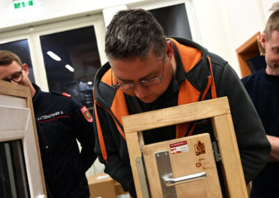 Türöffnung Schulung Schlossmechanismus Feuerwehr Scheureder Österreich